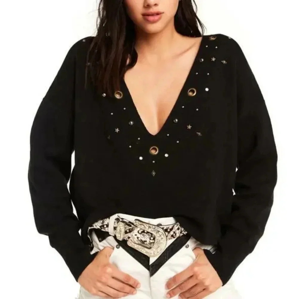 WILDFOX Navy Grommet Embellished Cropped Star Studded Sweater - Size Medium